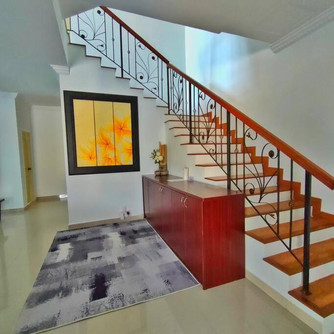 3 Storey Swimming Pool&Projector House Setia Alam Shah Alam Esterno foto